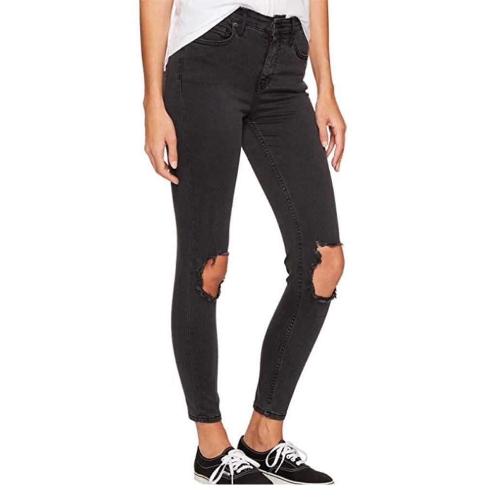 Free People-High Rise Busted Knees Skinny Jeans-26 distressed black stretch - Picture 3 of 13